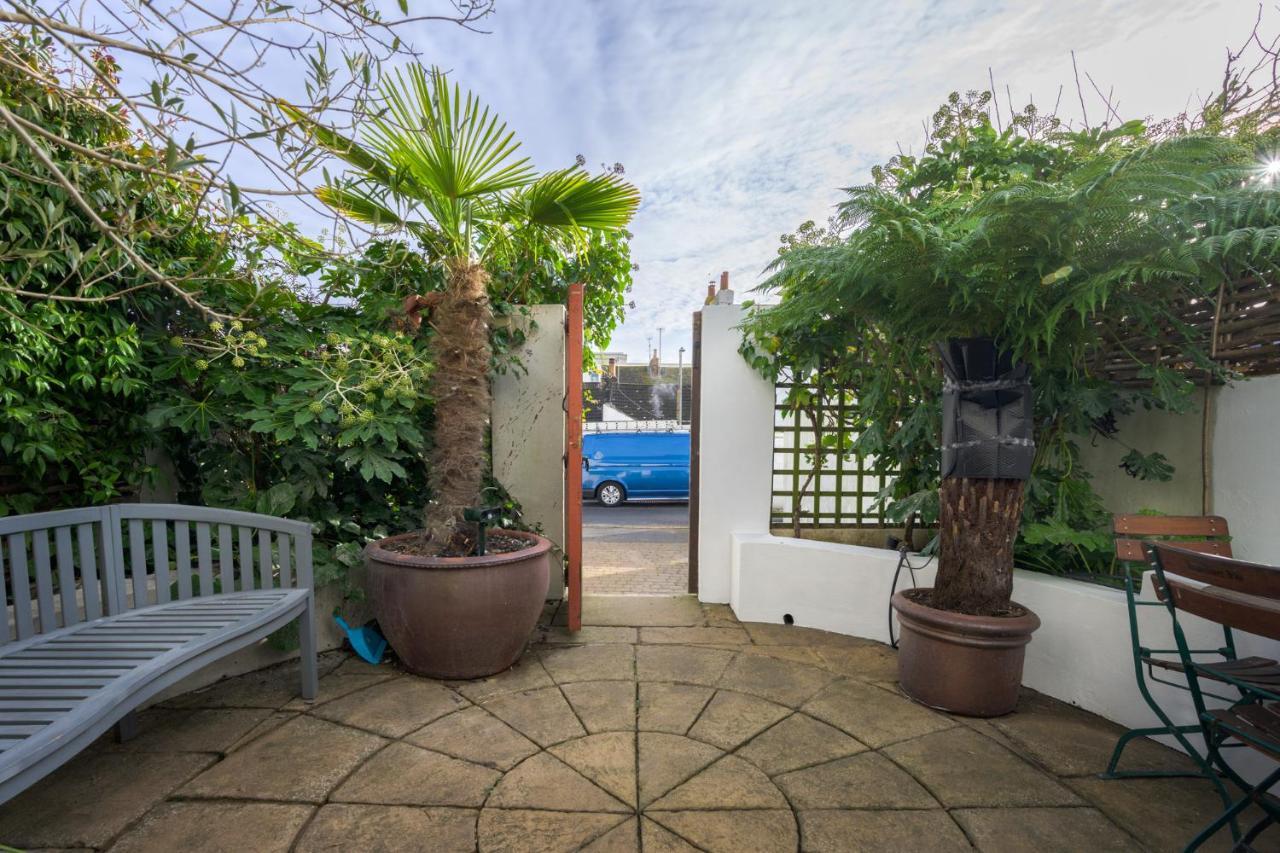 Delightful Bird Sisters Cottage With Free Parking Brighton Eksteriør billede